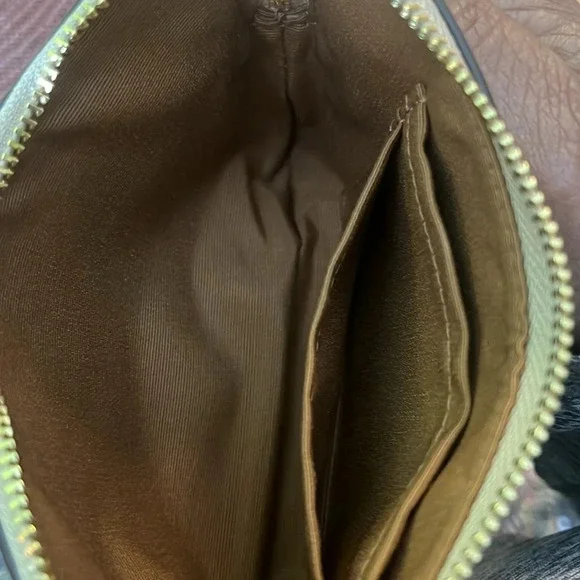 💝🆕💝 Corner Zip Wristlet In Signature Canvas With Floral Print - Picture 10 of 10